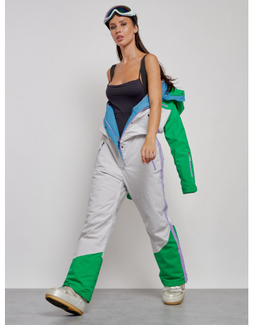 Зимний женский комбинезон для зимних видов спорта.