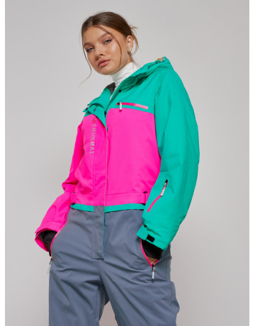 Зимний женский комбинезон для зимних видов спорта.