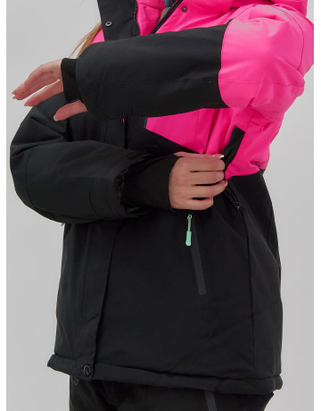 Женский горнолыжный костюм для активного отдыха.