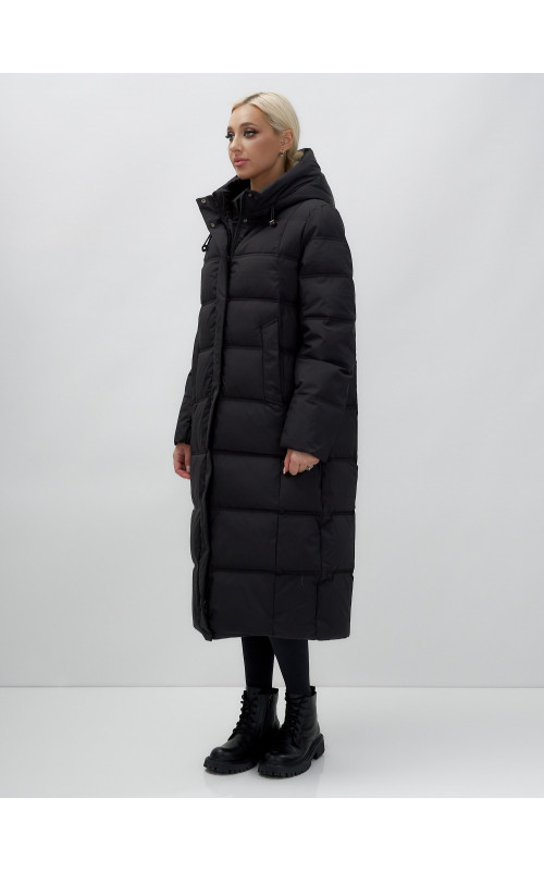 Длинный зимний пуховик для женщин.