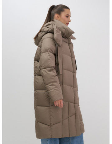 Тёплый женский пуховик с капюшоном для зимы