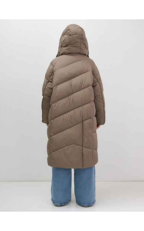 Тёплый женский пуховик с капюшоном для зимы