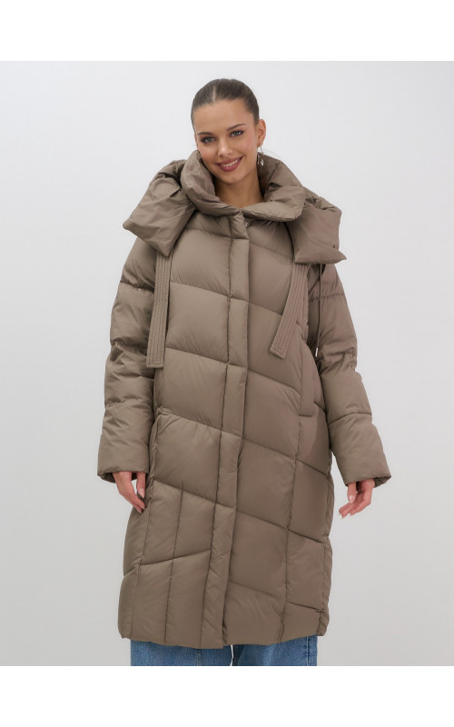 Тёплый женский пуховик с капюшоном для зимы