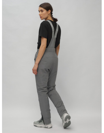 Женский горнолыжный костюм зимний.