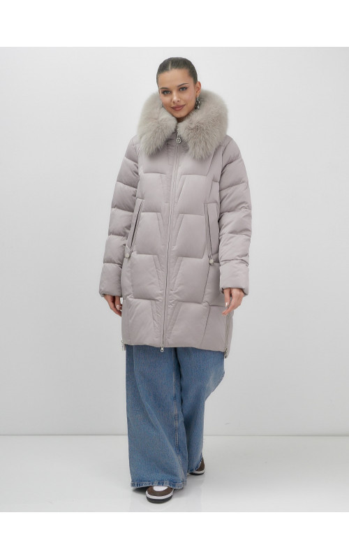 Длинный зимний пуховик премиум-класса.