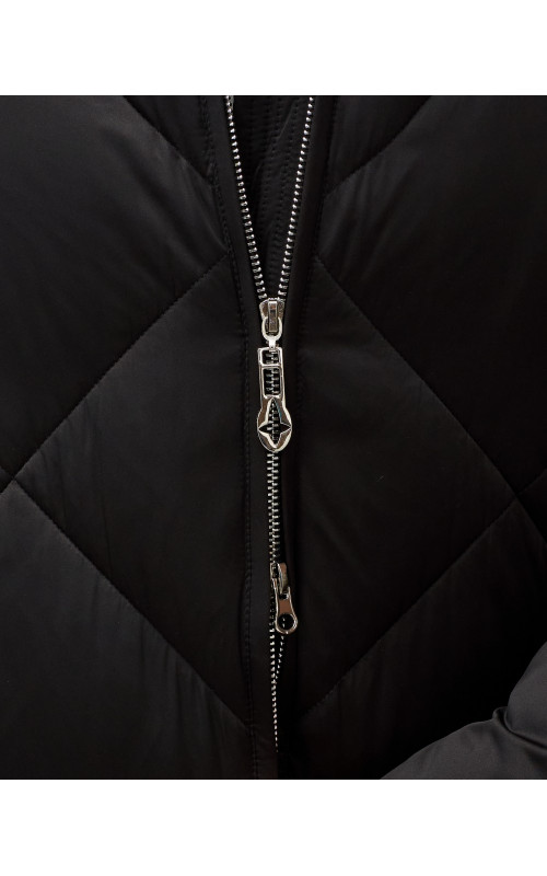 Длинный женский пуховик с капюшоном для зимы