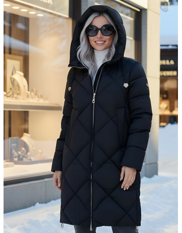 Длинный женский пуховик с капюшоном для зимы