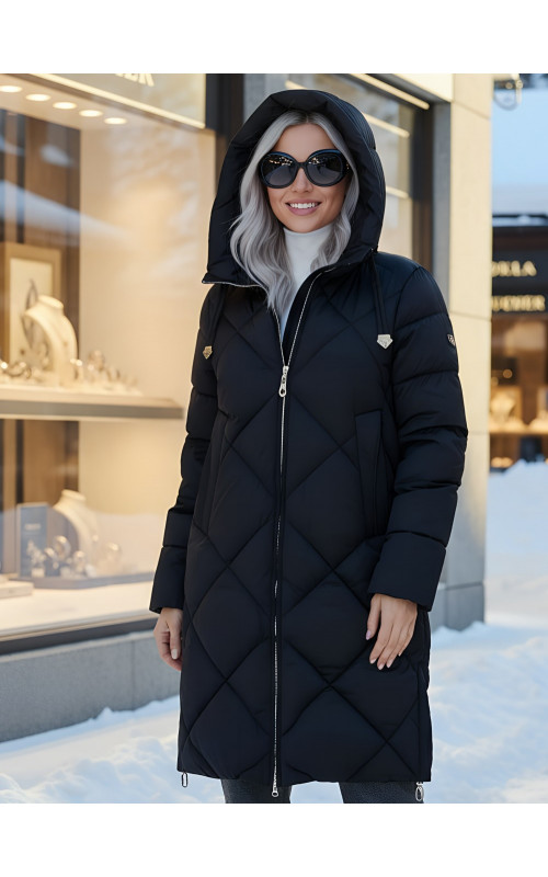 Длинный женский пуховик с капюшоном для зимы