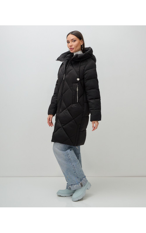 Длинный женский пуховик с капюшоном для зимы