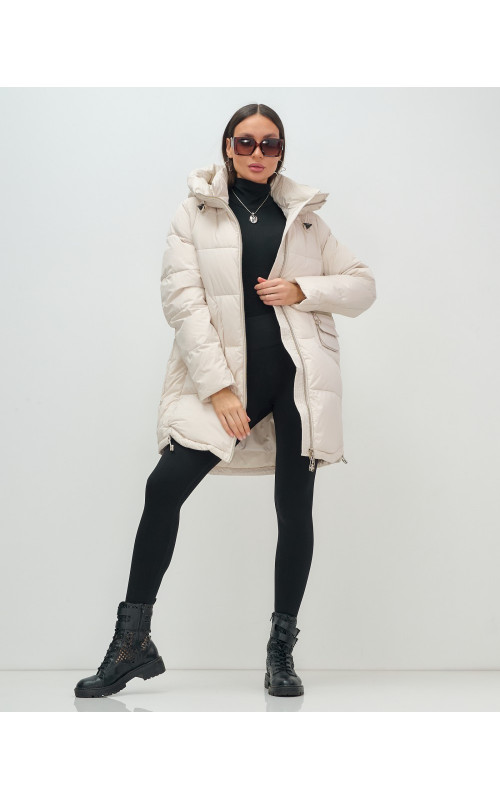 Женский зимний пуховик с капюшоном, бежевый. в Тюмени