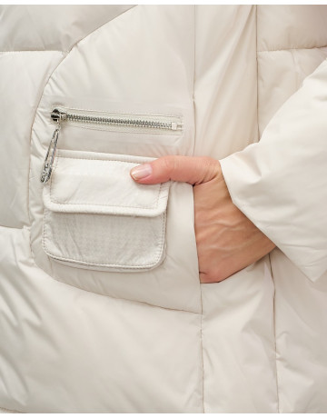 Женский зимний пуховик с капюшоном, бежевый. в Тюмени