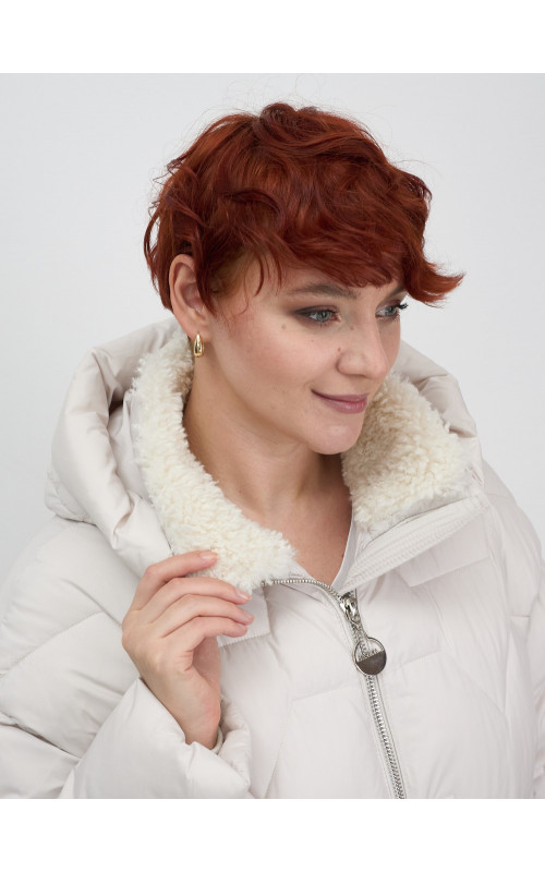 Женская зимняя куртка пуховик с эко овчины цвет бежевый в Тюмени