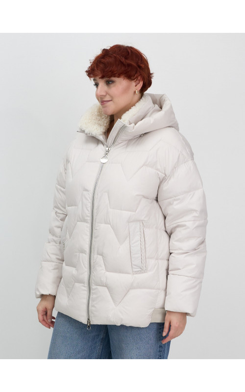 Женская зимняя куртка пуховик с эко овчины цвет бежевый в Тюмени