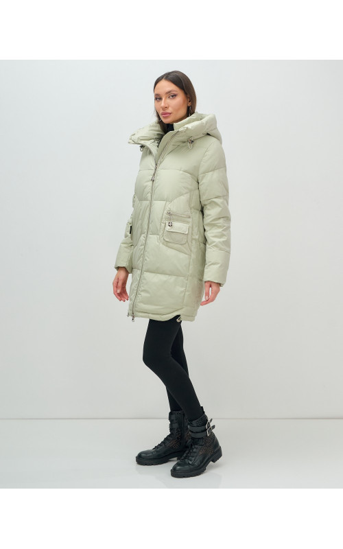 Женский модный пуховик с капюшоном салатового цвета. в Тюмени