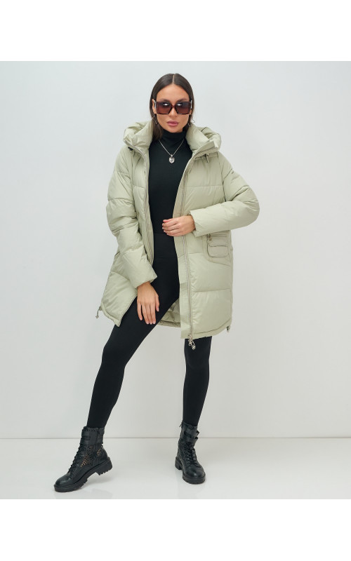 Женский модный пуховик с капюшоном салатового цвета. в Тюмени