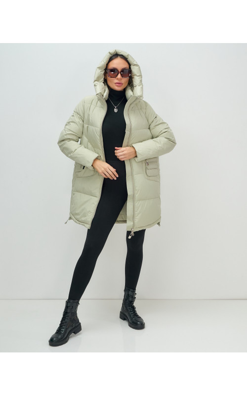 Женский модный пуховик с капюшоном салатового цвета. в Тюмени