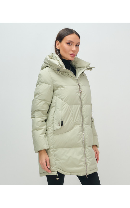 Женский модный пуховик с капюшоном салатового цвета. в Тюмени
