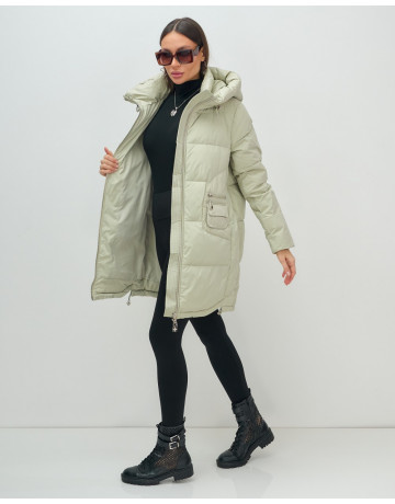Женский модный пуховик с капюшоном салатового цвета. в Тюмени
