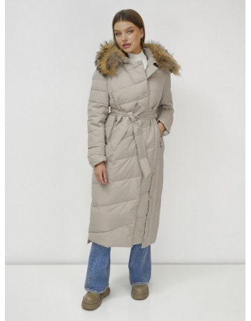 Длинный женский пуховик с мехом енота.