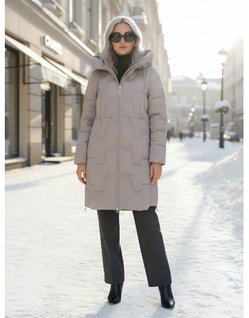 Длинный женский пуховик с капюшоном для зимы