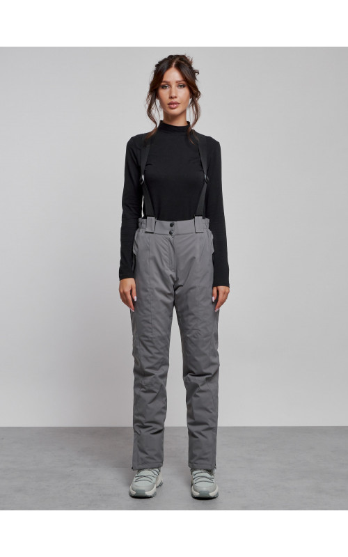 Женский горнолыжный костюм зимний.