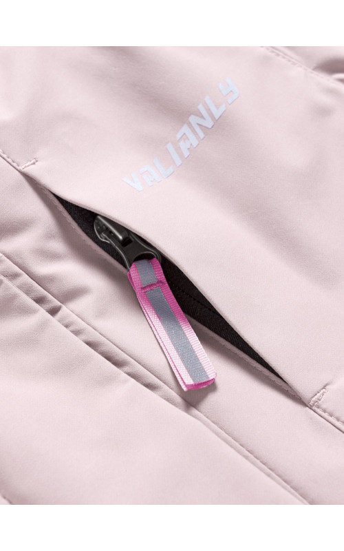 Зимняя парка для девочек розовая с капюшоном.